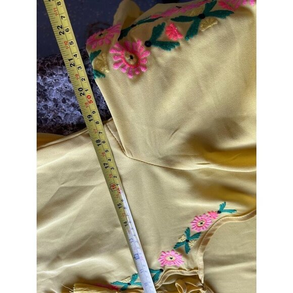 GIANNI BINI Floral Embroidered Blouse WOMEN'S SZ M YELLOW and PINK lightweight - Picture 9 of 14